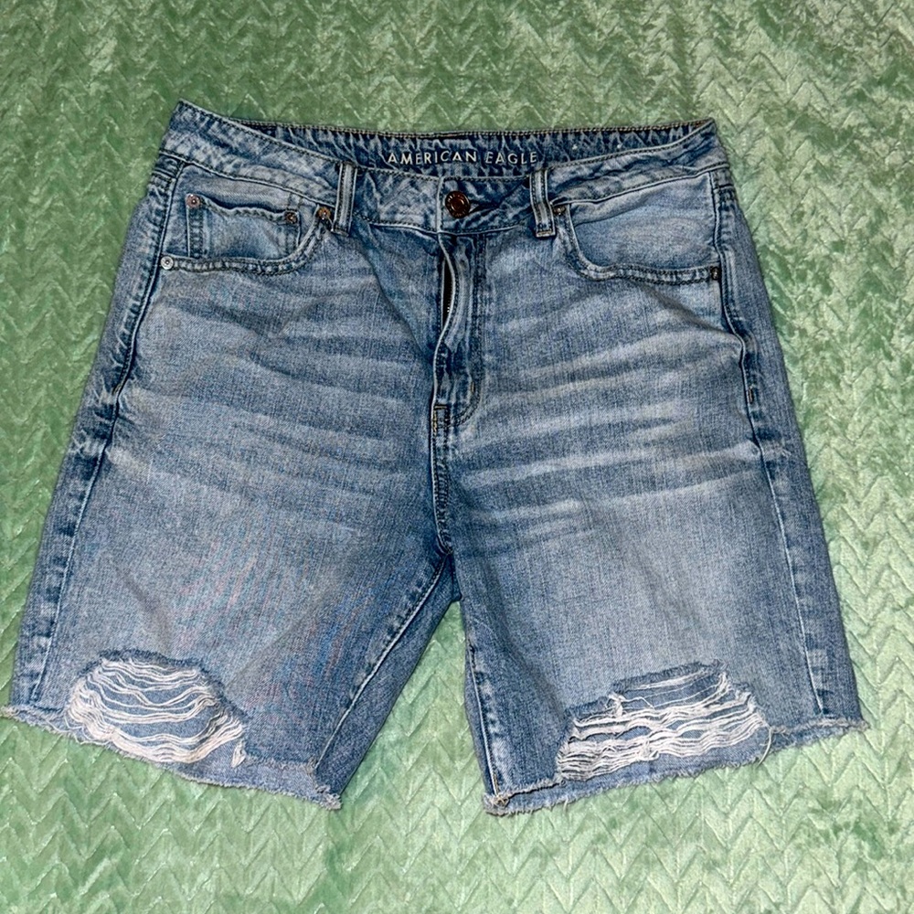 American Eagle 7" Inseam Shorts